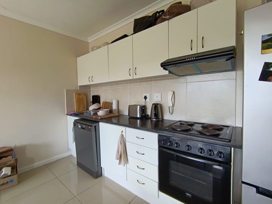 To Let 1 Bedroom Property for Rent in Rondebosch Western Cape